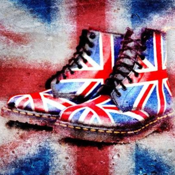 Meet your Posher, Donald - Picture 1 of 1